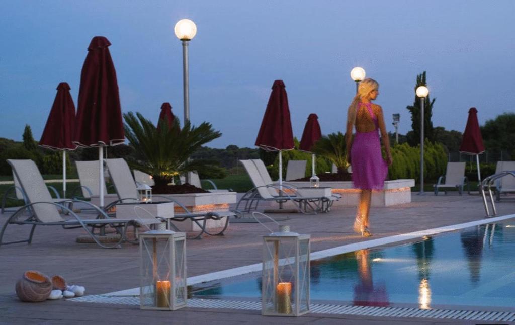 Bazén v ubytování Verde Al Mare Boutique Hotel nebo v jeho okolí