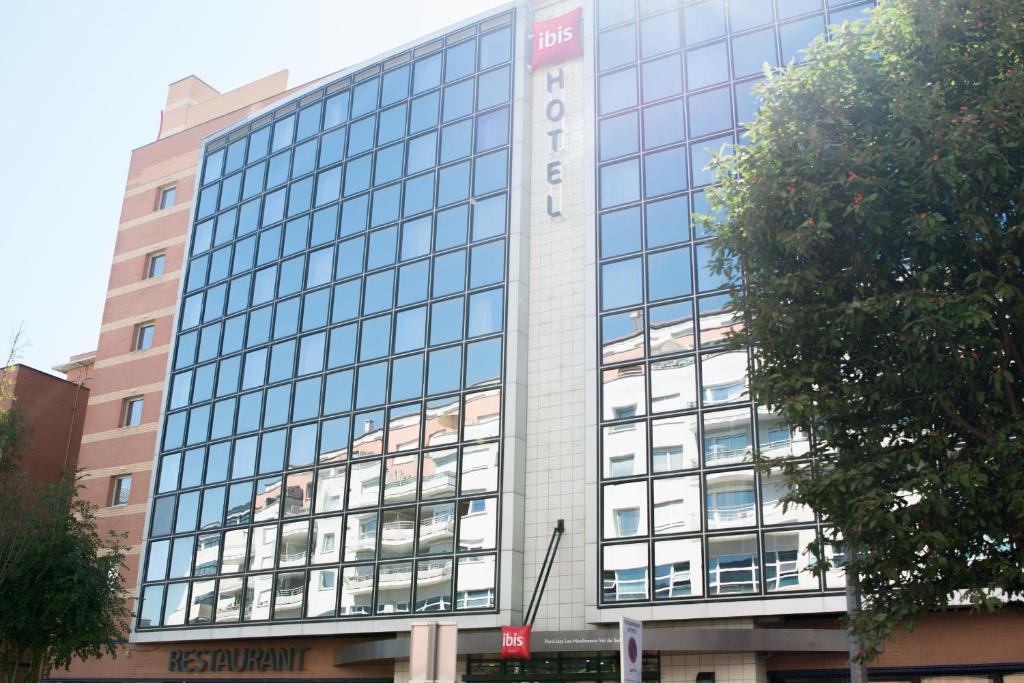 ibis Issy les Moulineaux 