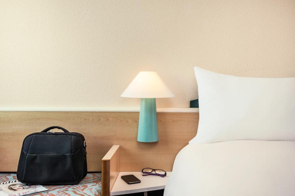 ibis Nantes Centre Tour Bretagne - Standard Double Room