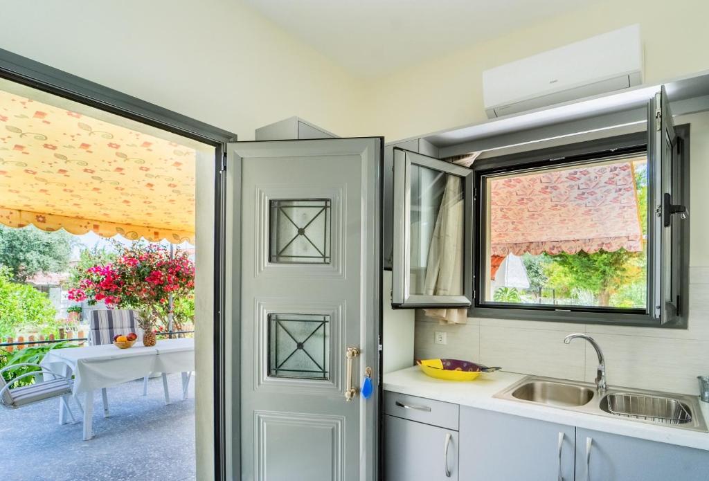 Apartments Katerina by the sea - 11