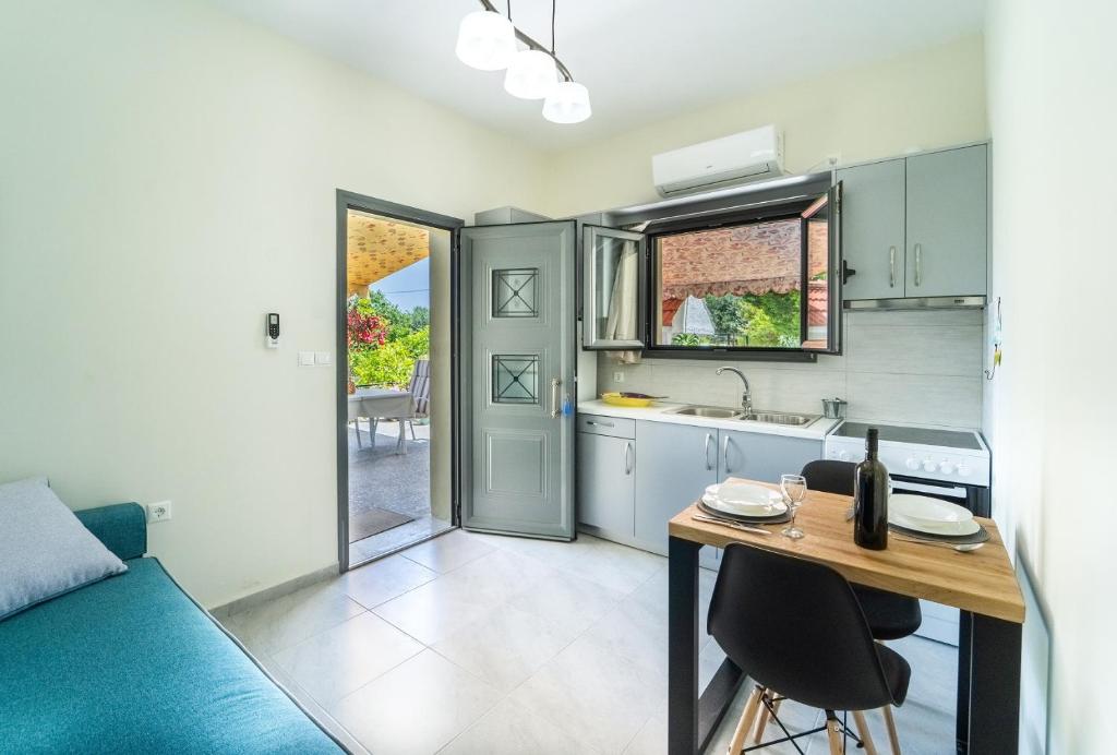 Apartments Katerina by the sea - 7