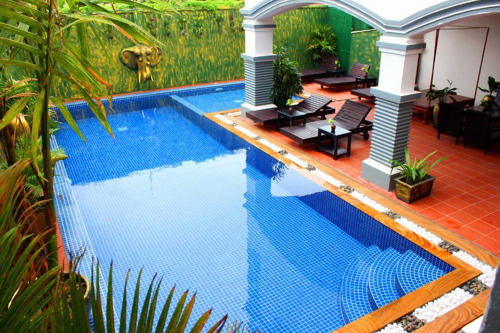 Bazén v ubytování Parent Heritage Angkor Villa nebo v jeho okolí