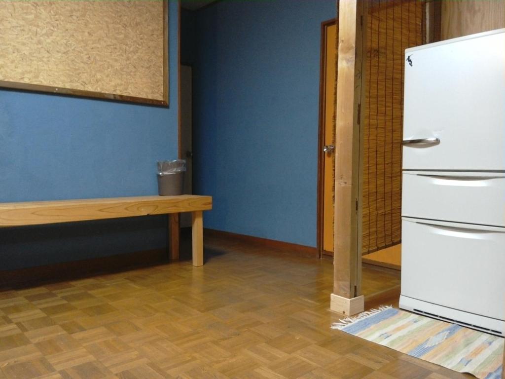 Kuchyň nebo kuchyňský kout v ubytování 伊豆 白浜 ゲストハウス茉心