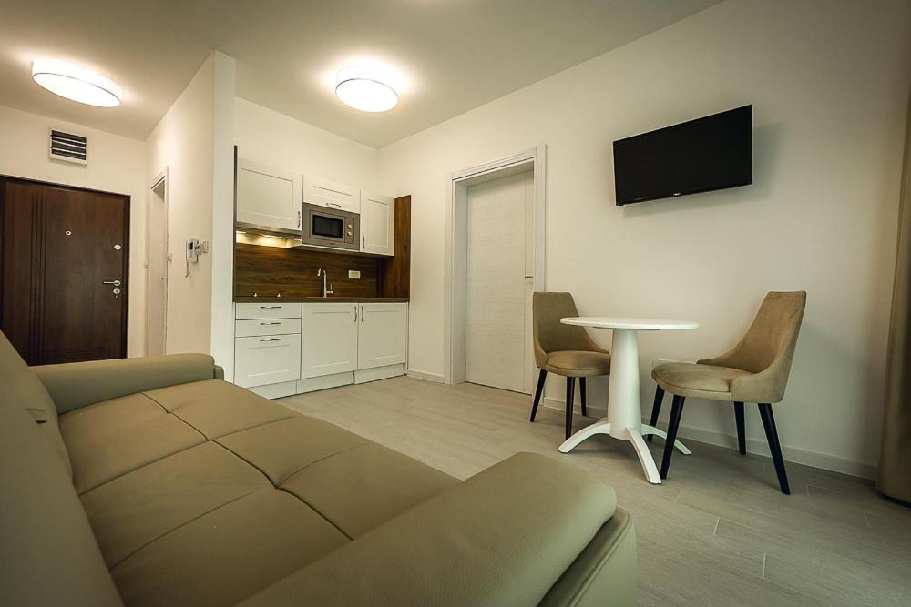 Kuchyň nebo kuchyňský kout v ubytování Adria lux apartmens 2
