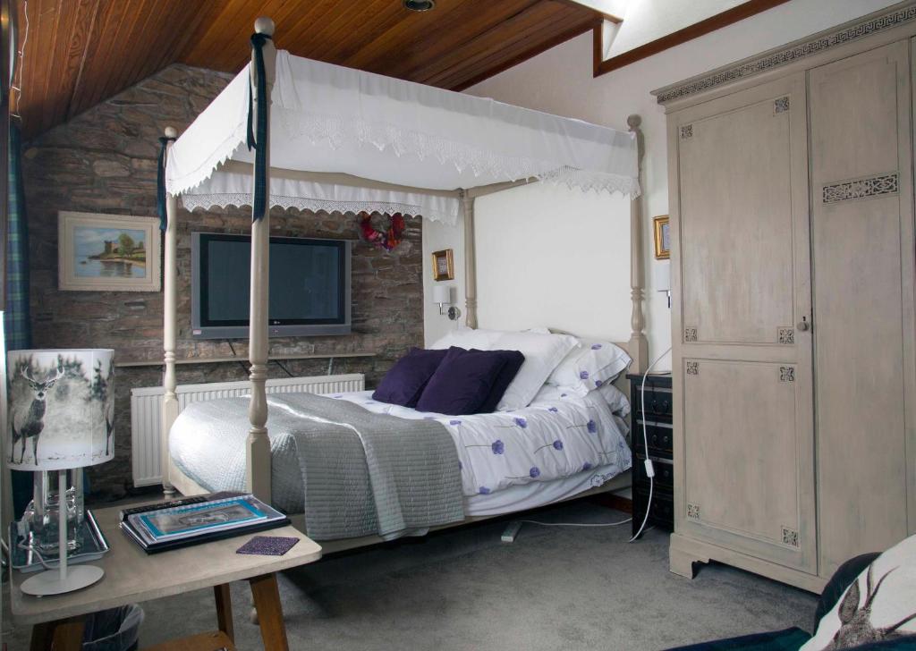 Langside Bed and Breakfast - Deluxe King Room