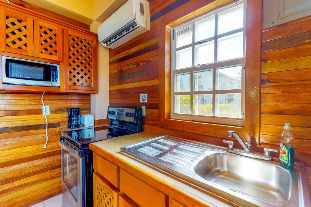 Roughrider Inn - One Bedroom Holiday Home