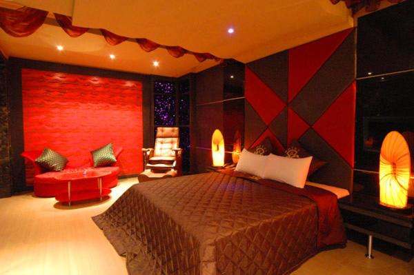 Postel nebo postele na pokoji v ubytování Zheng Yi Hotel & Motel I