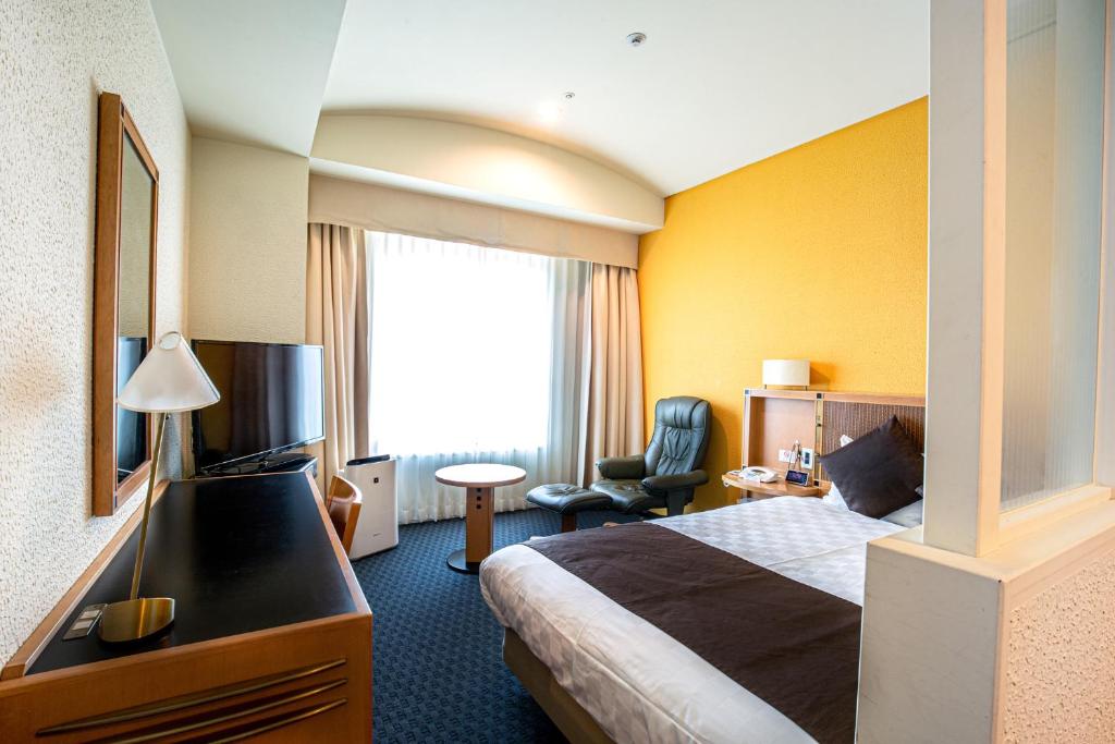 Hotel Nagoya Garden Palace - Premium Deluxe Single Room - Smoking