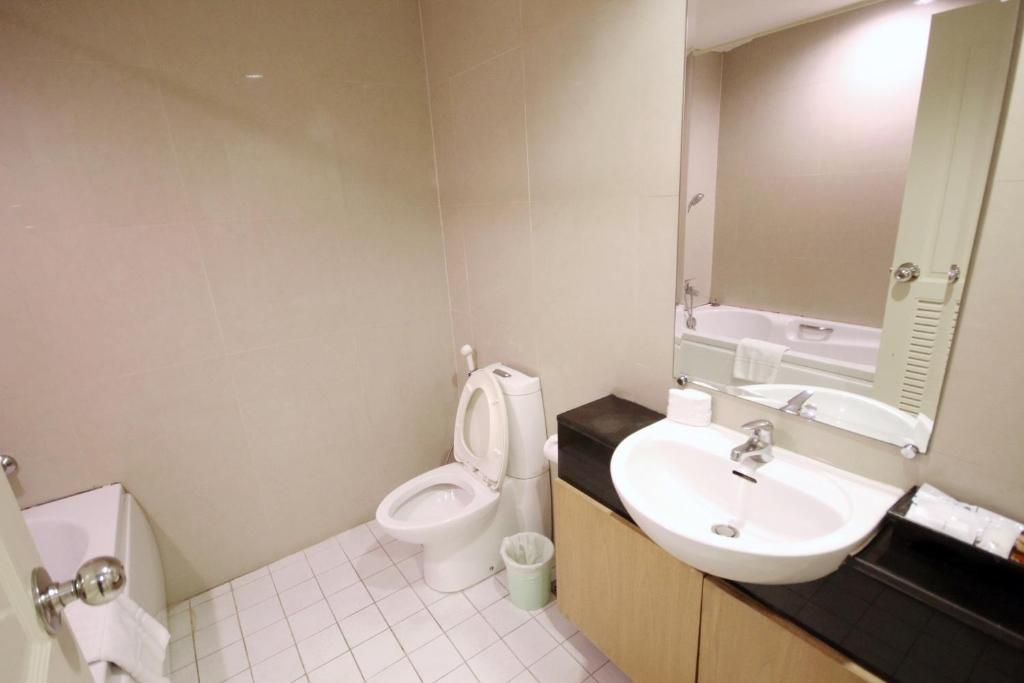 Hope Land Hotel Sukhumvit 24 - Resim 26