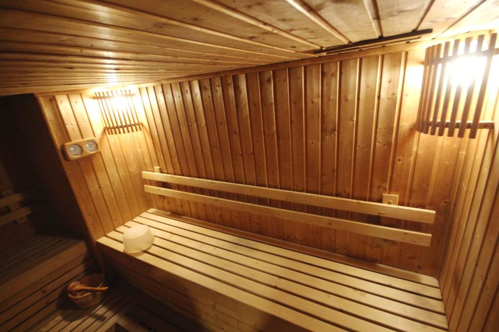 Hope Land Hotel Sukhumvit 24 - Resim 10