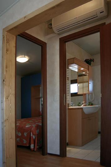 Kuchyňa alebo kuchynka v ubytovaní Camping Village Baia del Marinaio