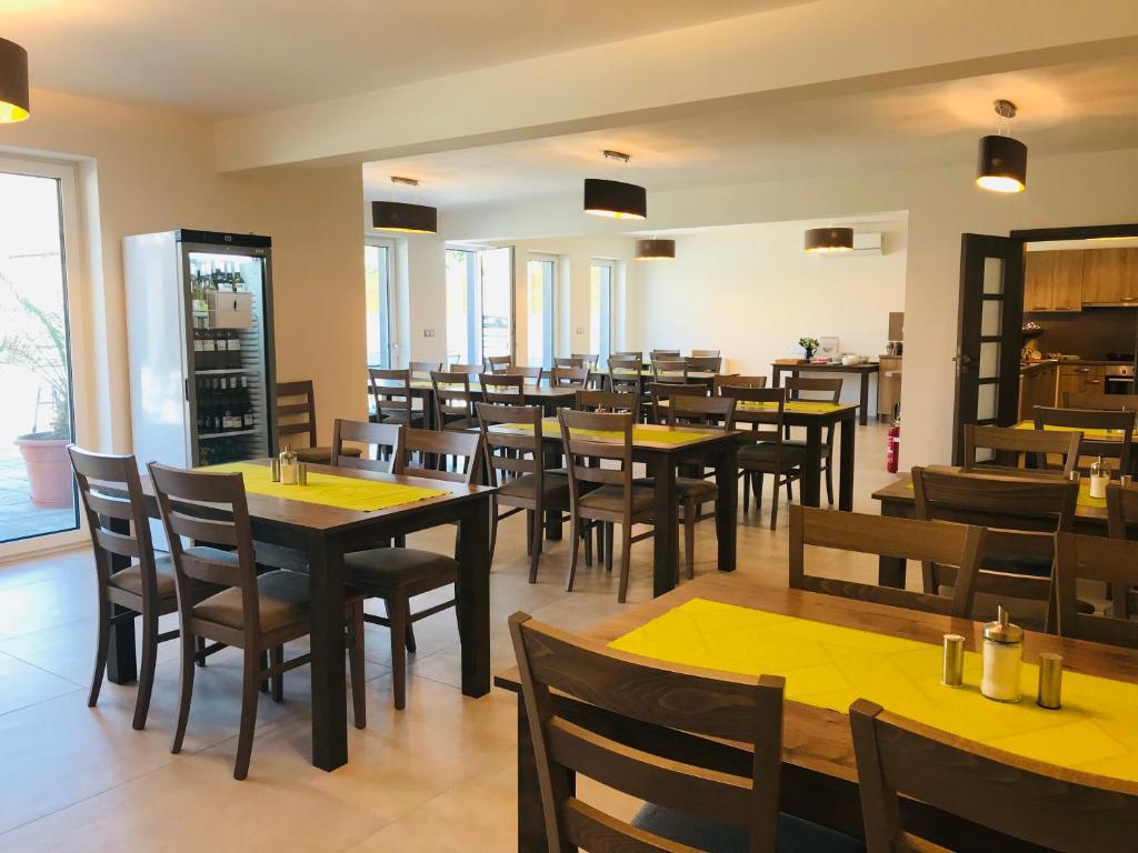 Restaurace v ubytování Penzion Čáp