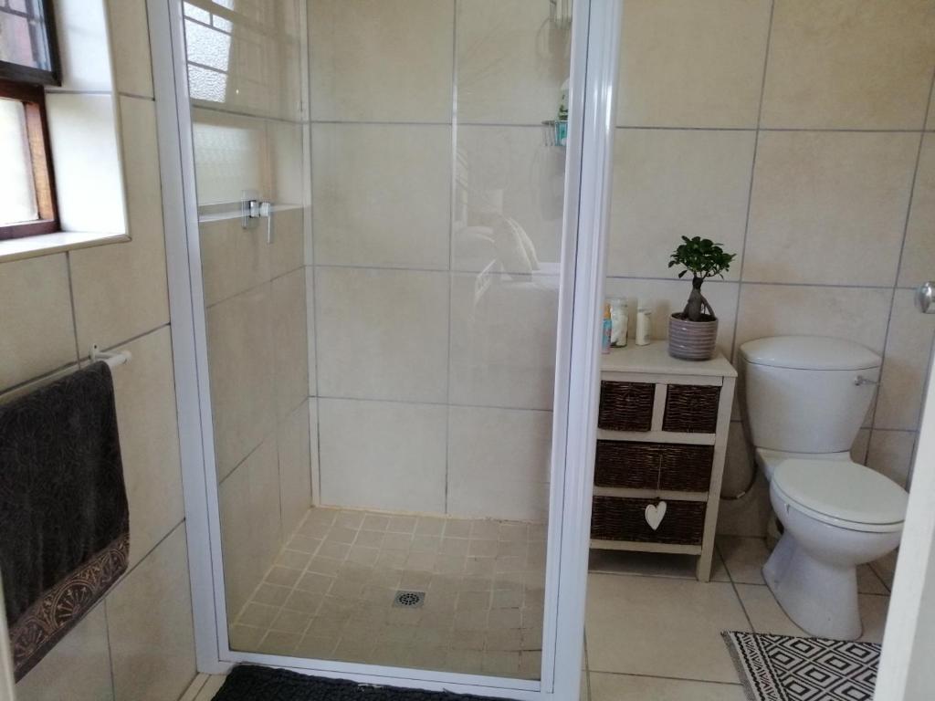 Ванная комната в Natures Gem of Mosselbay