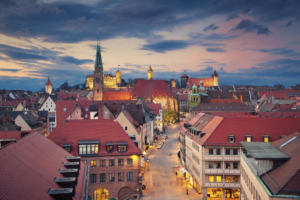 Nespecifikovaný výhled na destinaci Röthenbach an der Pegnitz nebo výhled na město při pohledu z hotelu