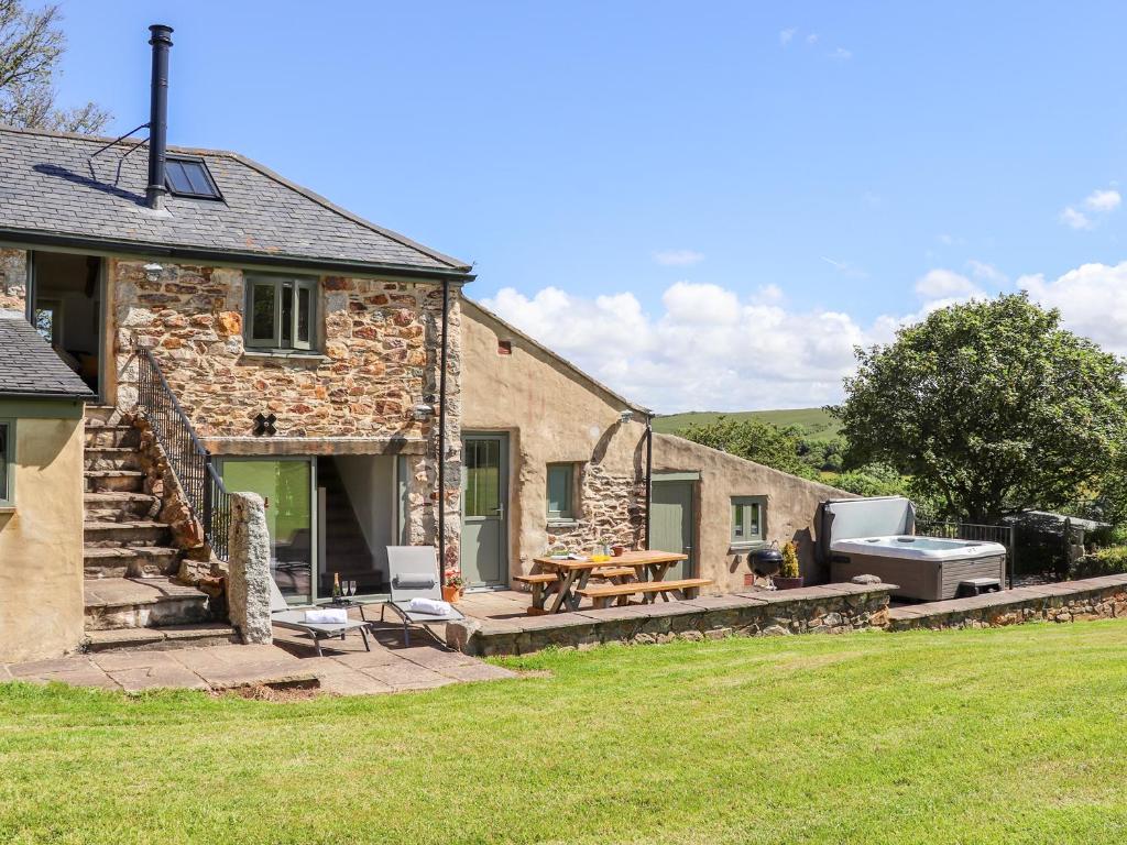 Sunbury Barn St Agnes