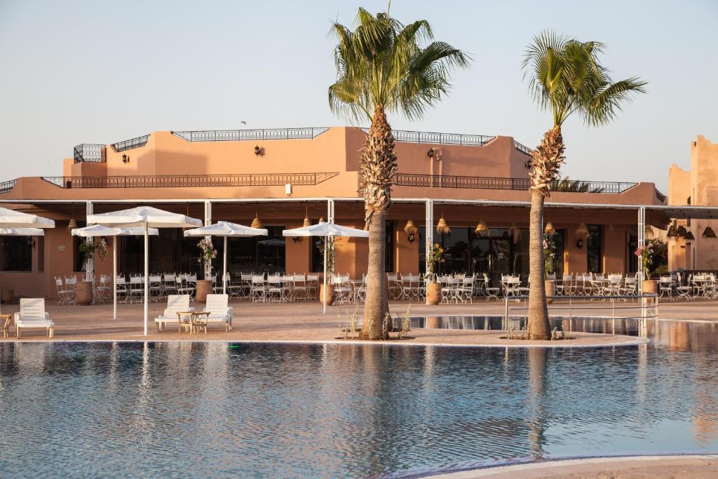 Bazén v ubytování Marrakech Ryads Parc All inclusive nebo v jeho okolí