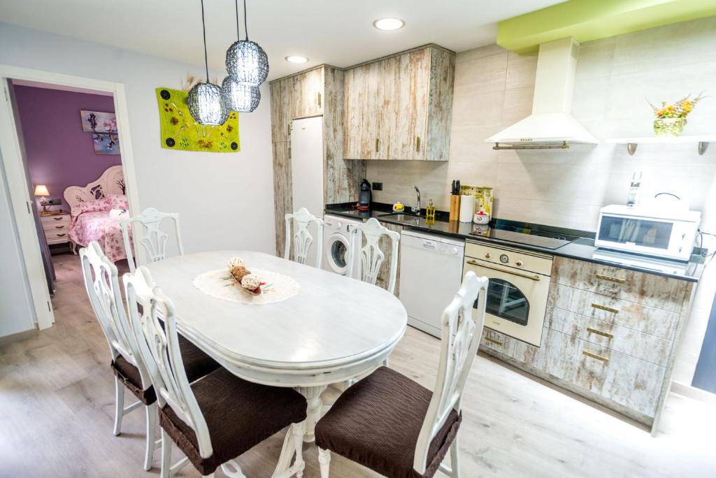 Kuchyň nebo kuchyňský kout v ubytování Apartamento Las Suertes