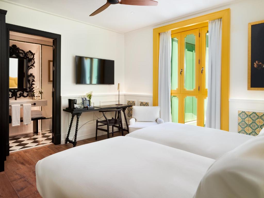 H10 Casa de la Plata - 4