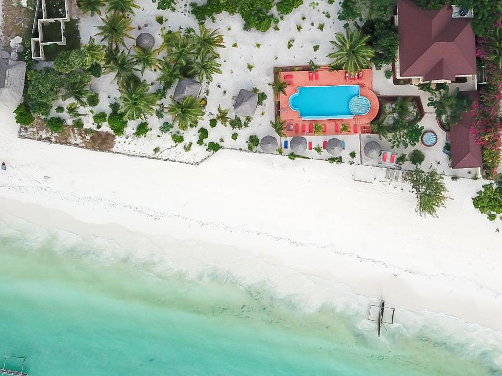 Bazén v ubytování Ifa Beach Resort nebo v jeho okolí