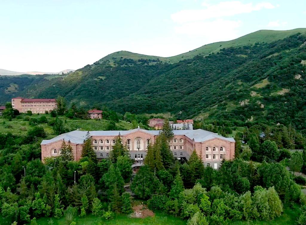 A bird's-eye view of Jermuk Moscow Health Resort