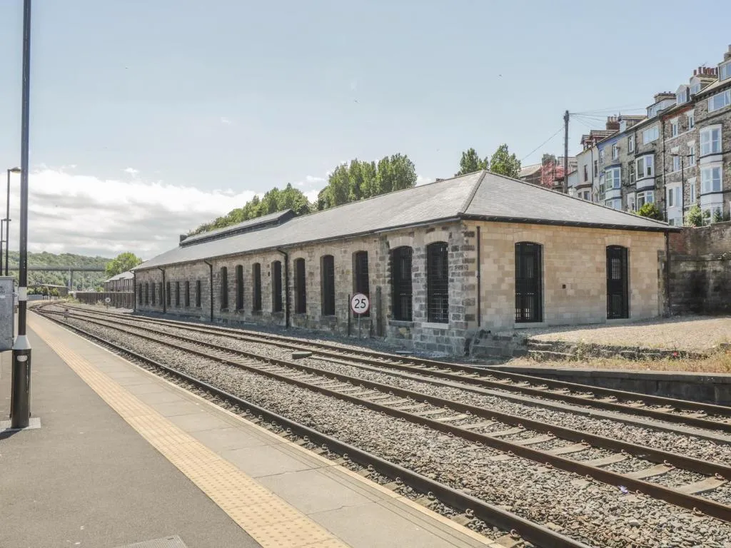 Premier, Transit & Lady Hilda Engine Shed, Whitby, Marea Britanie