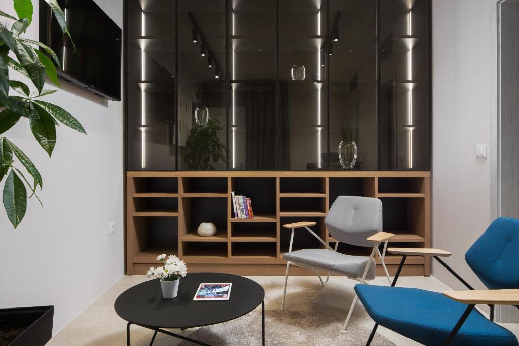 Posedenie v ubytovaní Luxury Town House Corto Bechera