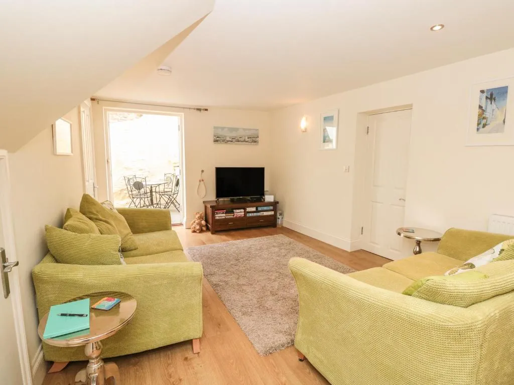 April Cottage, Dartmouth, United Kingdom