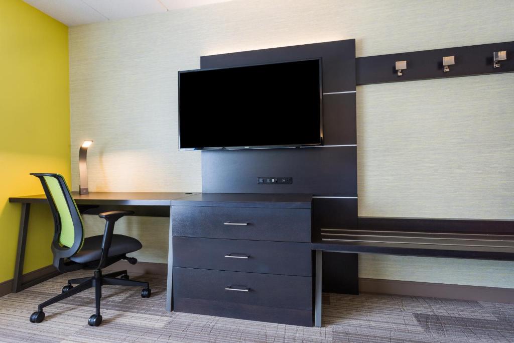 Holiday Inn Express - Lorton by IHG photo