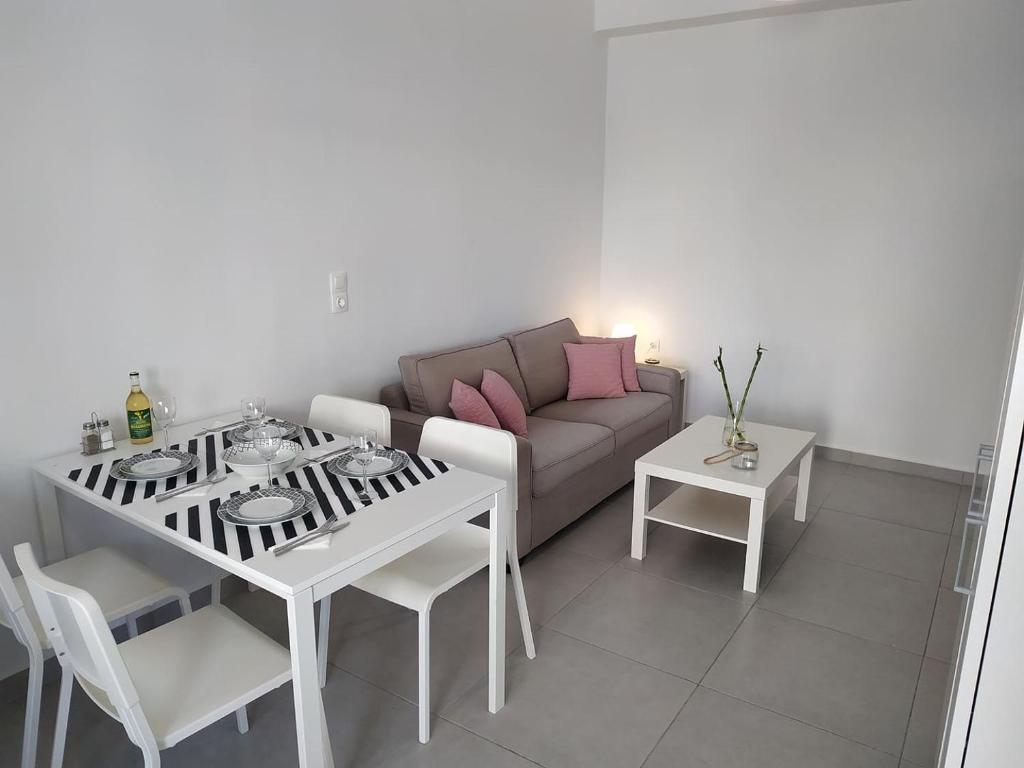 Posezení v ubytování Finiki Seaside Apartment
