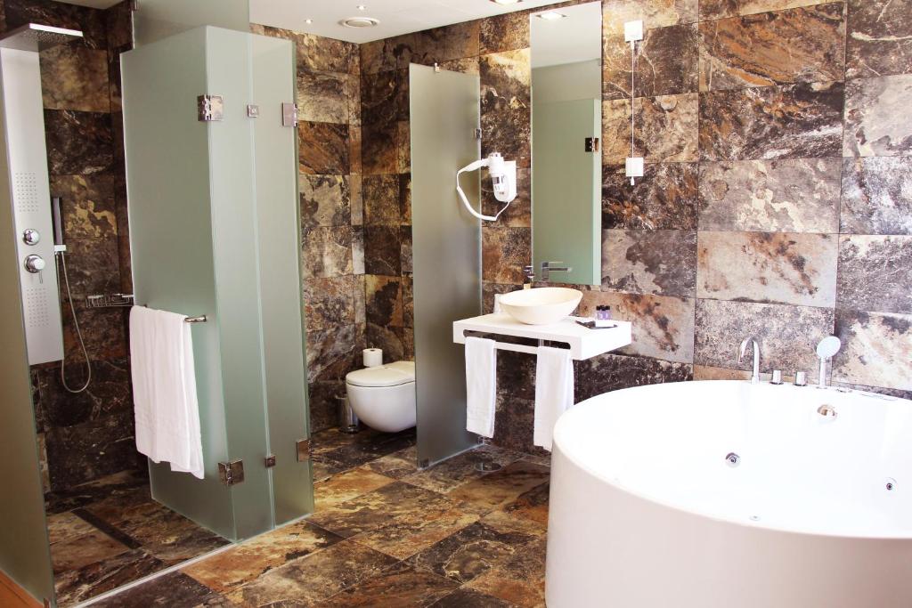 Koupelna v ubytování America Diamonds Hotel