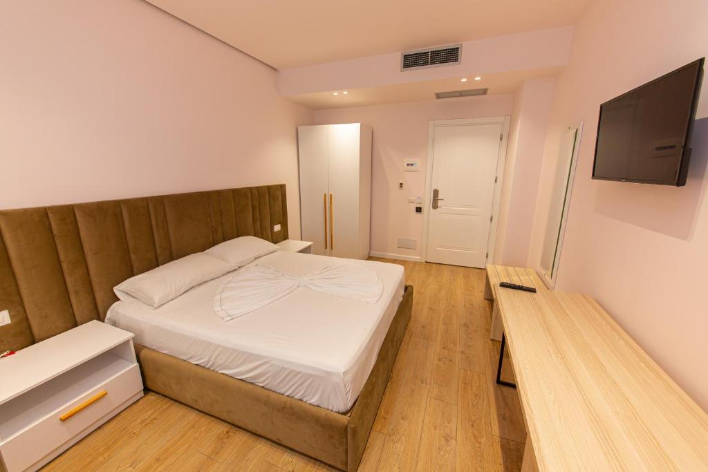 TV a/nebo společenská místnost v ubytování Hotel Alion