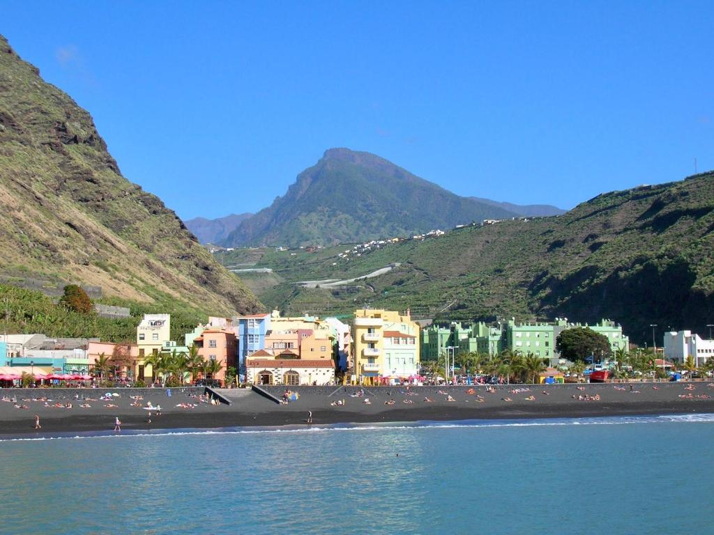 Primera Línea de Playa - Puerto de Tazacorte, Tazacorte ...