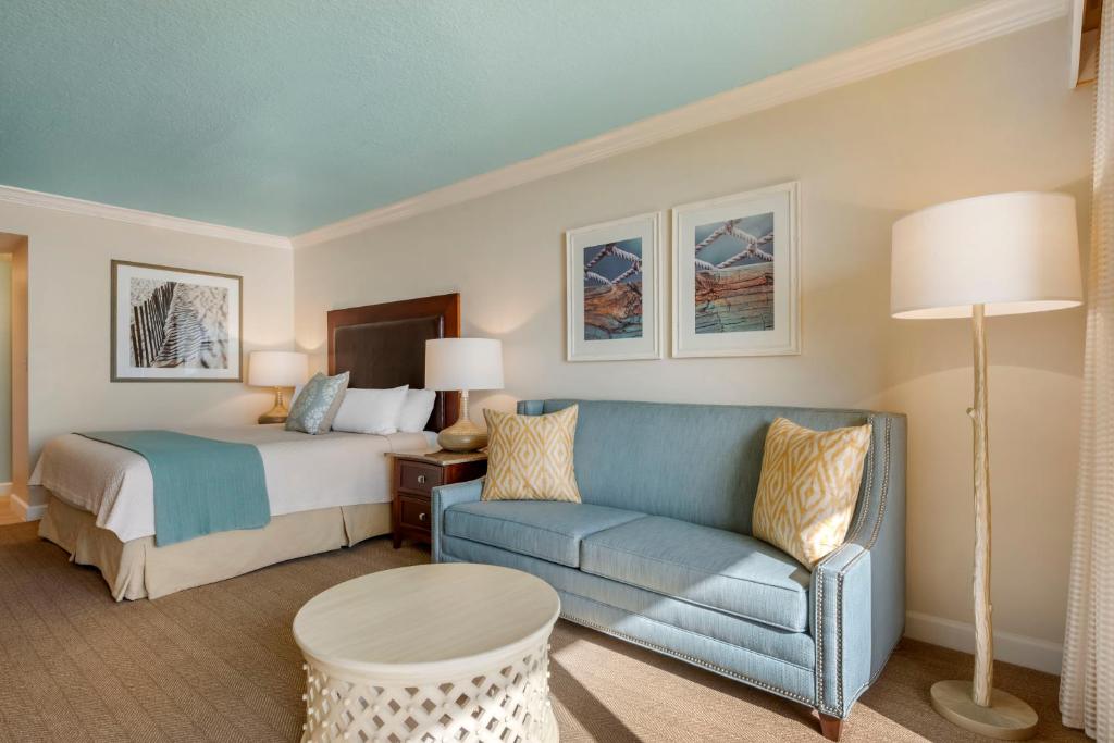 Een zitgedeelte bij Omni Amelia Island Resort & Spa