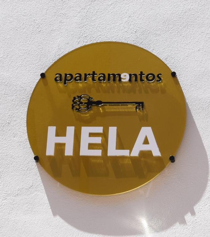 Certifikát, ocenenie alebo iný dokument vystavený v ubytovaní Apartamentos HELA