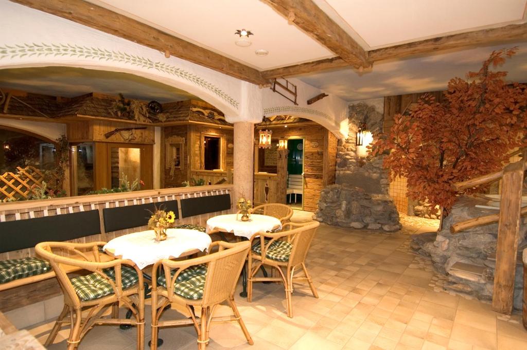 Posedenie v ubytovaní Alpenhof Schwaiger - Hotel Garni