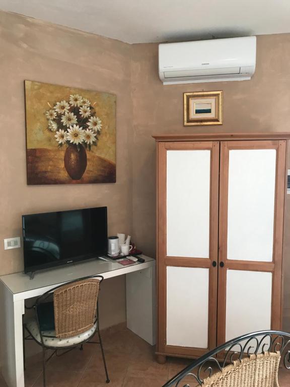 Villa Monica B&B - 2