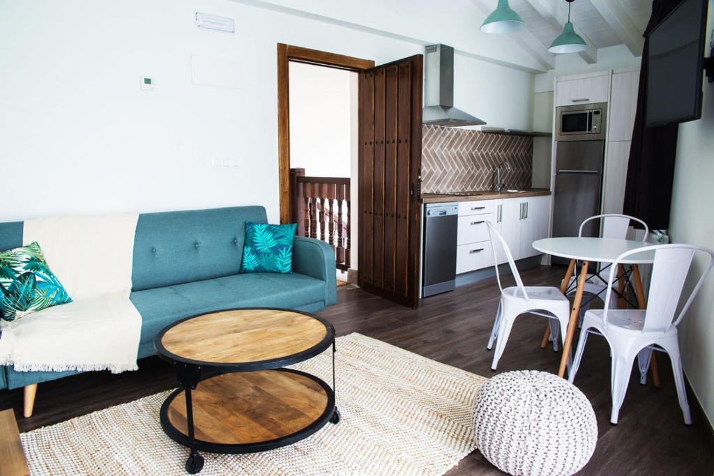 Kuchyň nebo kuchyňský kout v ubytování Apartamentos Estela de Altamira