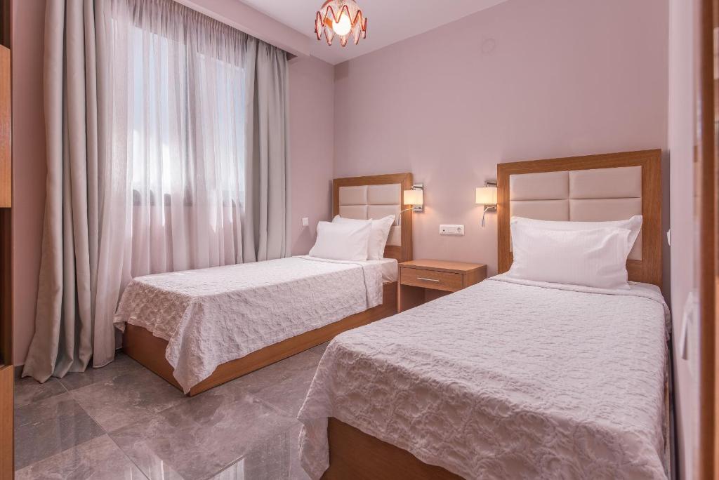 Dionysos Hotel & Suites - 17