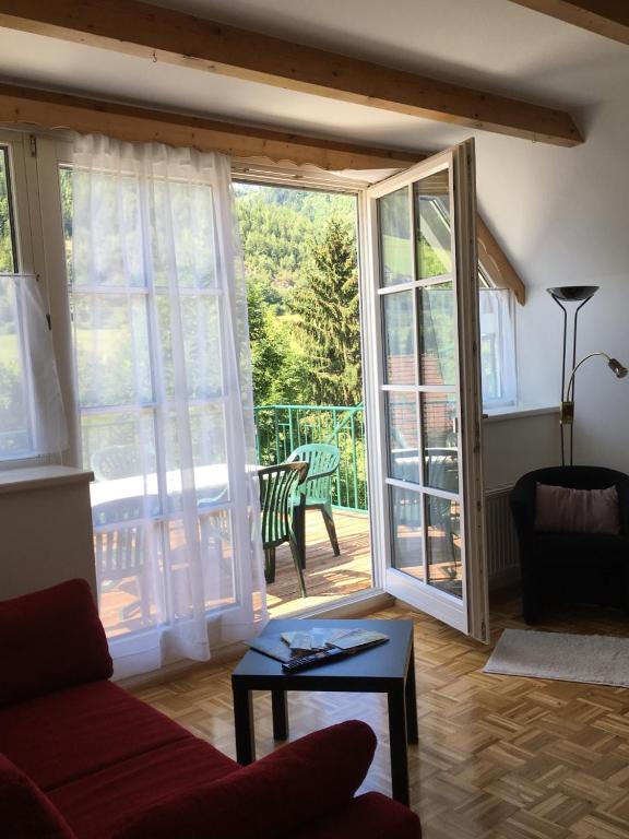 Istumisnurk majutusasutuses Gästehaus Landgraf