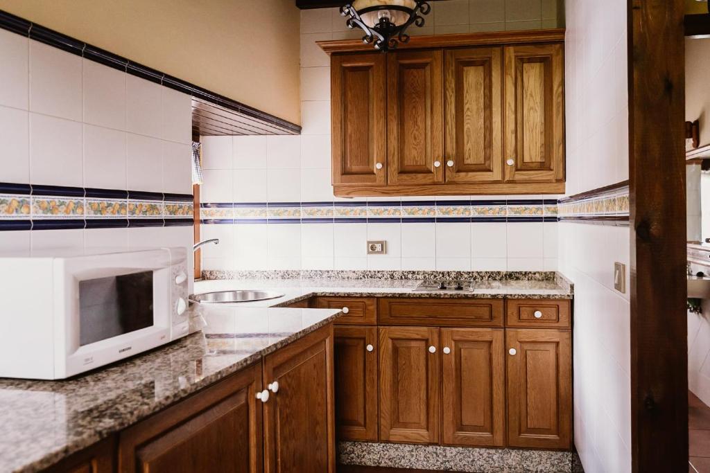 Apartamento La Paliza I y II (España Murias) - Booking.com