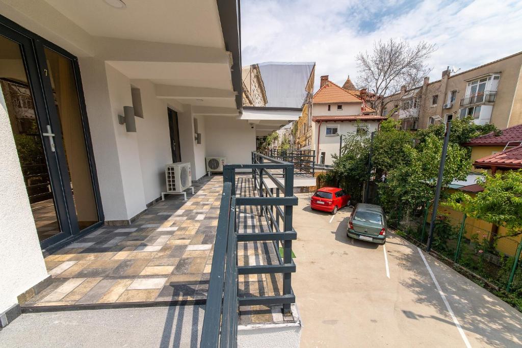 Poet Palace Bucharest - Resim 8