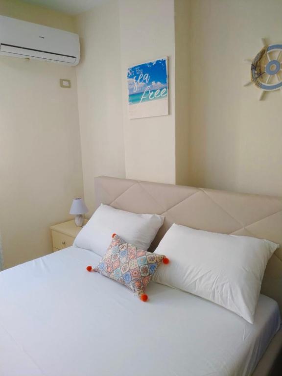 Eva’s Apartment - Image 11