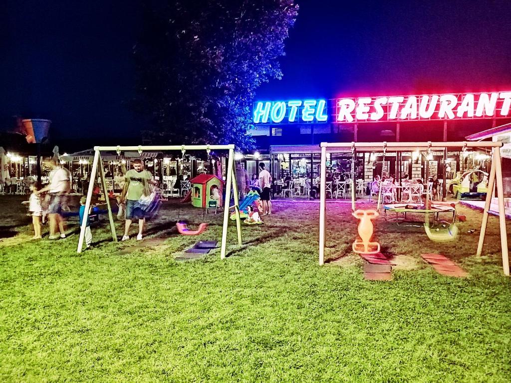 Fotografie z fotogalerie ubytování Makaza Complex v destinaci Momčilgrad