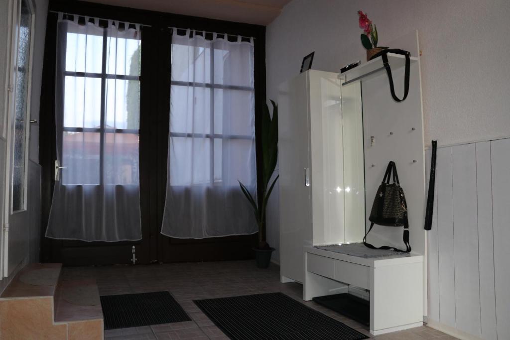 Fotografie z fotogalerie ubytování The Lakehouse Villa Neusiedl am See Wienerstraße 8 v destinaci Neusiedl am See