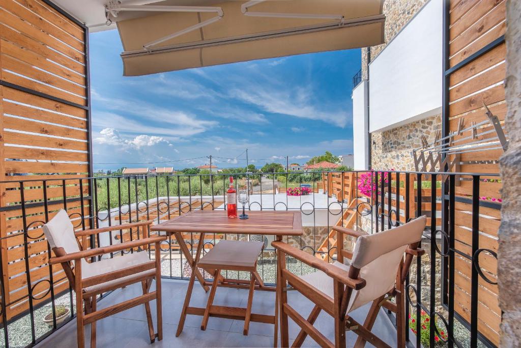 Dandelion Suites - 10