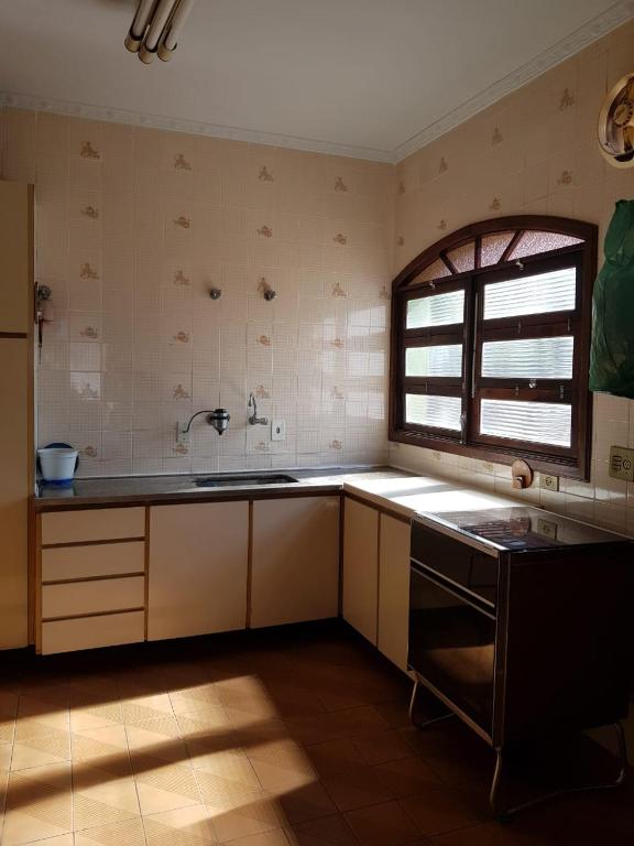  Ubatuba Centro Sobrado