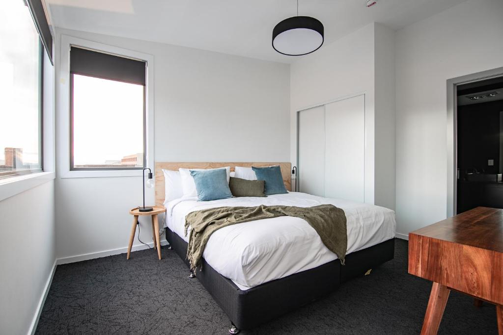 Change Overnight - Resim 44