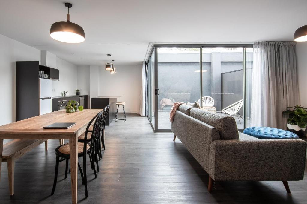 Change Overnight - Resim 35