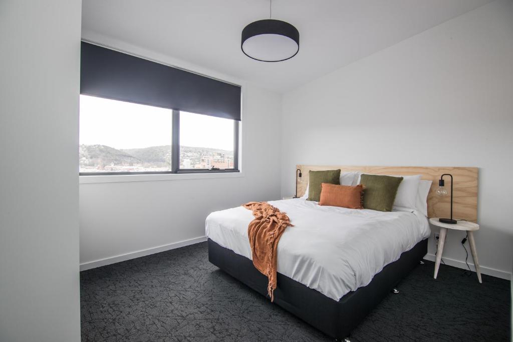 Change Overnight - Resim 23