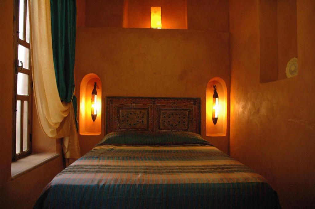 Postel nebo postele na pokoji v ubytování Riad Jade Mogador